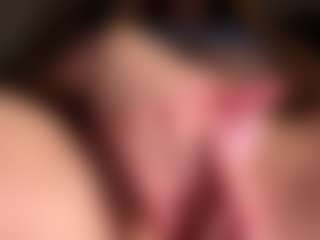 Live cam show with Scarleethot - Blowjob Brown Hair on CamClone