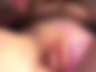Live cam show with Scarleethot - Nipple Piercings on Camsoda