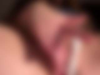 Live cam show with Scarleethot - Nipple Piercings on sexylive.show