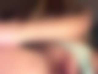 Scarleethot's Live Sex Cam Show