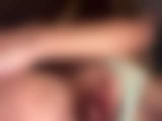 Scarleethot's Live Sex Cam Show