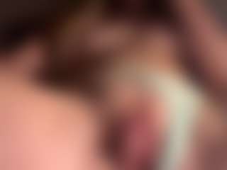 Scarleethot's Live Sex Cam Show