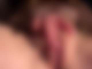 Live cam show with Scarleethot - Nipple Piercings on madthumbs