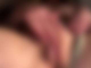 Live cam show with Scarleethot - Flashing on AdultVida.com