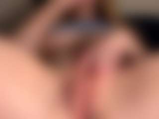 Scarleethot's Live Sex Cam Show