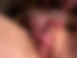 Live cam show with Scarleethot - Brown Eyes on liverealitysex.com