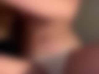 Live cam show with Scarleethot - College Curvy on Big Tits