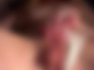 Live cam show with Scarleethot - Public on parknlotfishbdy
