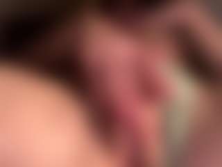 Live cam show with Scarleethot - Facial Piercings on live18s.com