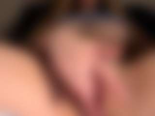 Live cam show with Scarleethot - Skinny on Porn Luv