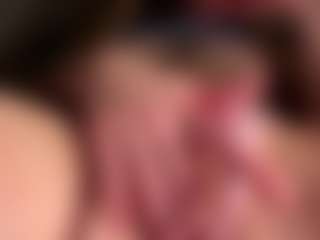 Live cam show with Scarleethot - Brown Eyes Brown Hair on Camsoda