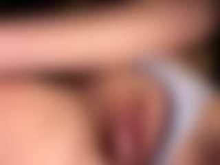 Live cam show with Scarleethot - Bedroom Brown Hair on nudelive.tv