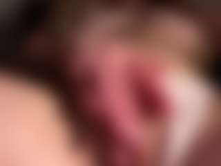 Live cam show with Scarleethot - Flashing on Streamer API
