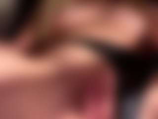 Live cam show with Scarleethot - Erotic Dance on CamClone