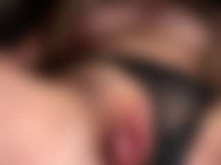 Scarleethot's Live Sex Cam Show