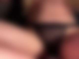 Scarleethot's Live Sex Cam Show