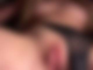 Scarleethot's Live Sex Cam Show