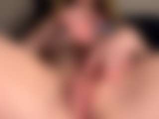 Scarleethot's Live Sex Cam Show
