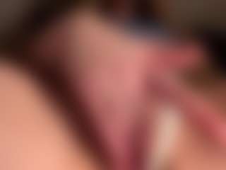 Live cam show with Scarleethot - Brown Eyes on Camsoda