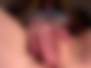 Live cam show with Scarleethot - Brown Eyes on Camsoda
