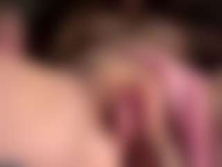 Live cam show with Scarleethot - Public Brown Hair on Camming Site