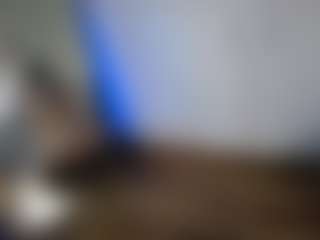 Live cam show with SunnyZass - Shaved Pussy Brown Hair on Dolls Live