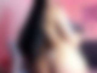 Live cam show with Ariaadna - Normal on Camsoda