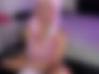 Live cam show with Ariaadna - Nipple Piercings on madthumbs