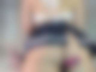 Live-camshow met Ariaadna - Hairy op Camsoda