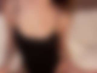 Live cam show with Baklajan1918 - Drinking on friskycurves.com