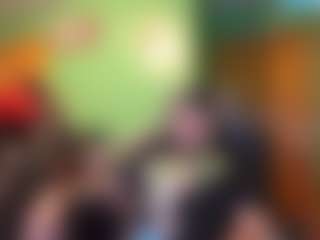 Edwardaims2pleaseU's Live Sex Cam Show