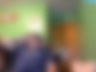 Edwardaims2pleaseU's Live Sex Cam Show