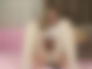 Live cam show with RaySprinkle - Strip on Hubzter Live