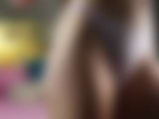 Live cam show with RaySprinkle - Body Massage on Camsoda