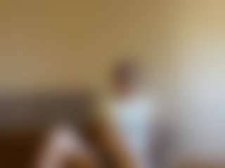 Live cam show with ColeneHassell - Twerking on Camsoda