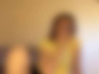 Spettacolo in cam dal vivo con ColeneHassell - Twink su Camsoda