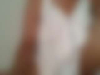 Live cam show with JesicaMillz - Drinking on Camiplay Live
