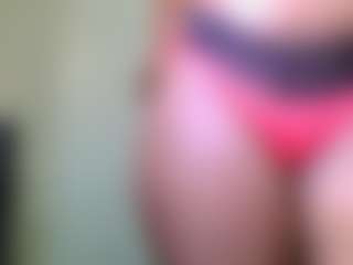 Live cam show with JesicaMillz - Squirt Big Tits on Soda Cam