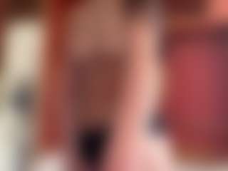 Live cam show with KarolineCockett - Teen (18+) on Strip Flash - Live Sex Shows