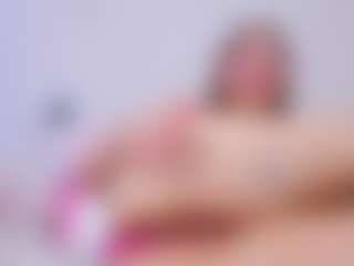 Live cam show with Leri - Anal Toys on liverealitysex.com