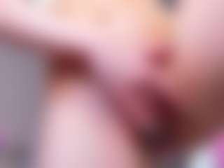 Live cam show with Leri - Cock Rating on liverealitysex.com