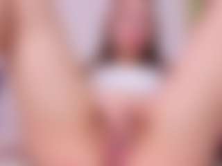 Live cam show with Leri - Small Tits on fapnchat