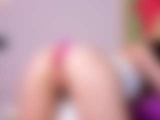 Live cam show with Leri - Fingers on madthumbs