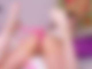 Live cam show with Leri - College Teen (18+) on Pornisteam.com