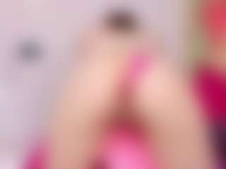 Live cam show with Leri - Ass Bouncing on Gym Cam Girls