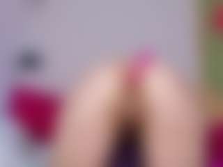 Live cam show with Leri - Squirt on Camsoda