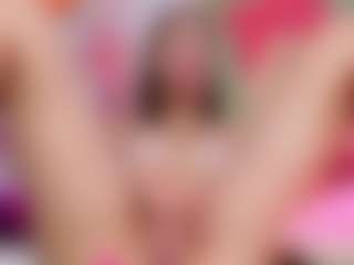 Live cam show with Leri - College Toys on xblisslive.com