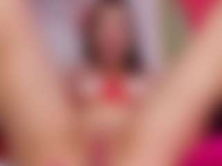 Live cam show with Leri - Green Eyes on StripNow