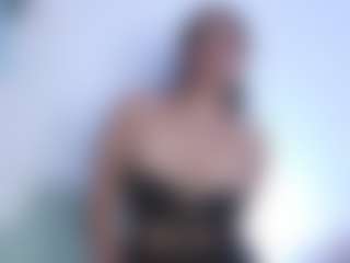 Live cam show with LunaBloom2 - Red Hair on hornycams.live