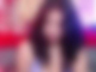Live cam show with LunaBloom2 - Normal on livesuperchat.net